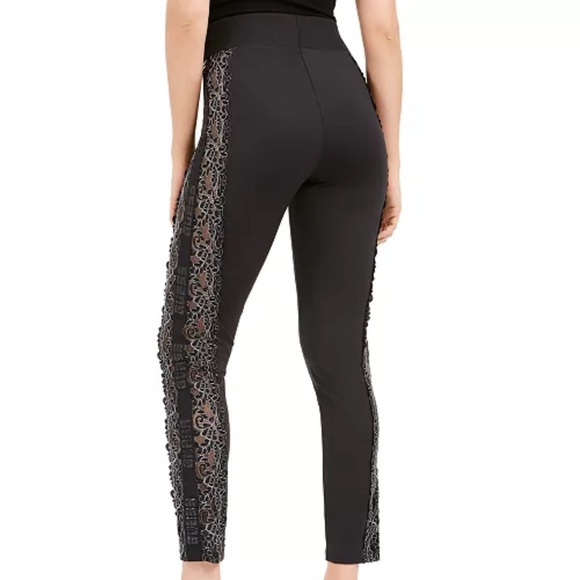 Guess track suit bottoms - Picture 10 of 11